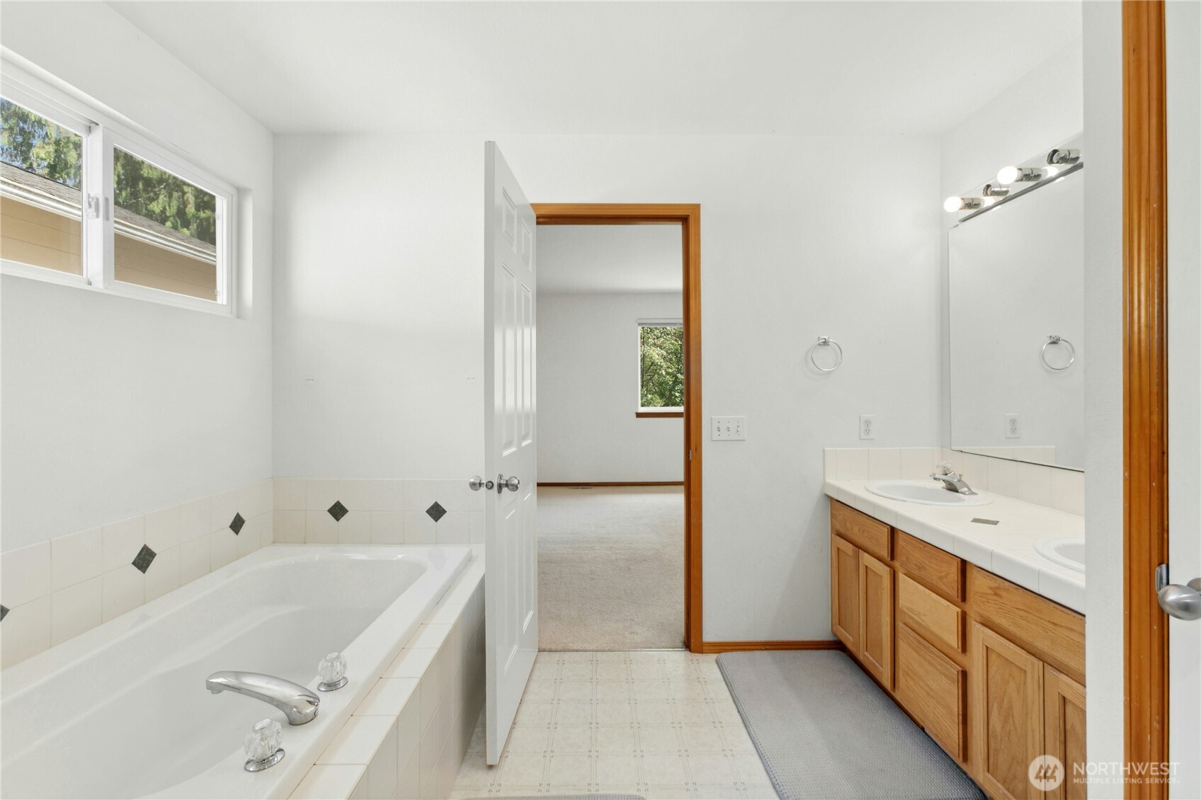 9 166th Place Southeast Bothell, WA 98012 - Photo 17 of 21