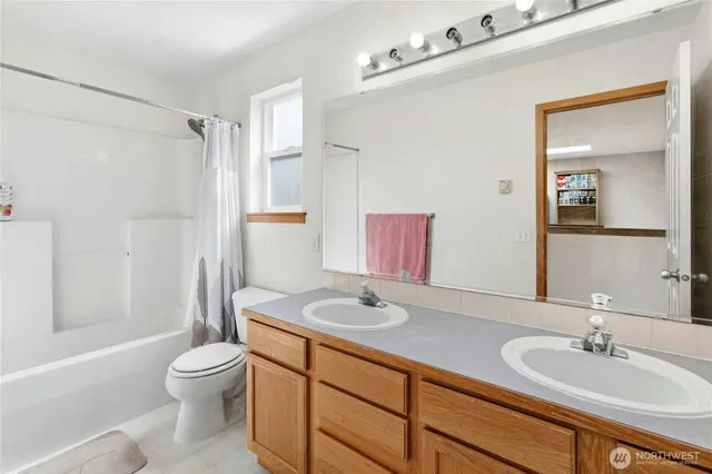 $815,000 | 9 166th Place Southeast, Bothell, WA 98012