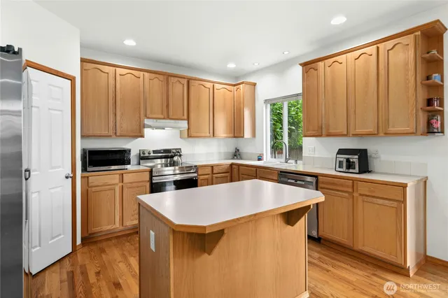 $815,000 | 9 166th Place Southeast, Bothell, WA 98012