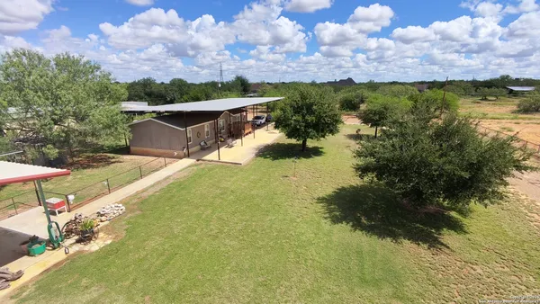$310,000 | 386 West Fm 468, Cotulla, TX 78014
