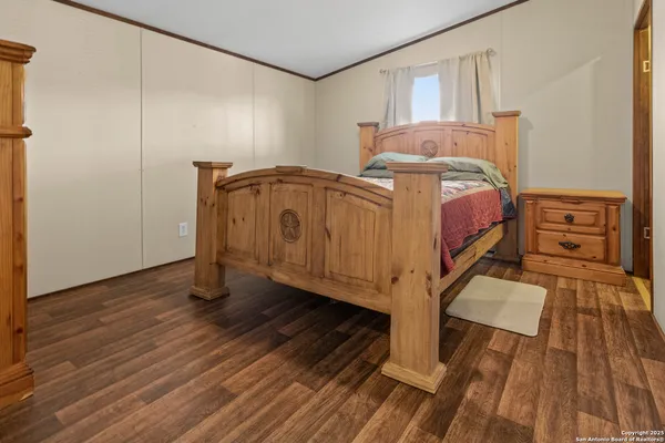 $310,000 | 386 West Fm 468, Cotulla, TX 78014