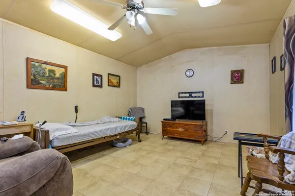 $310,000 | 386 West Fm 468, Cotulla, TX 78014