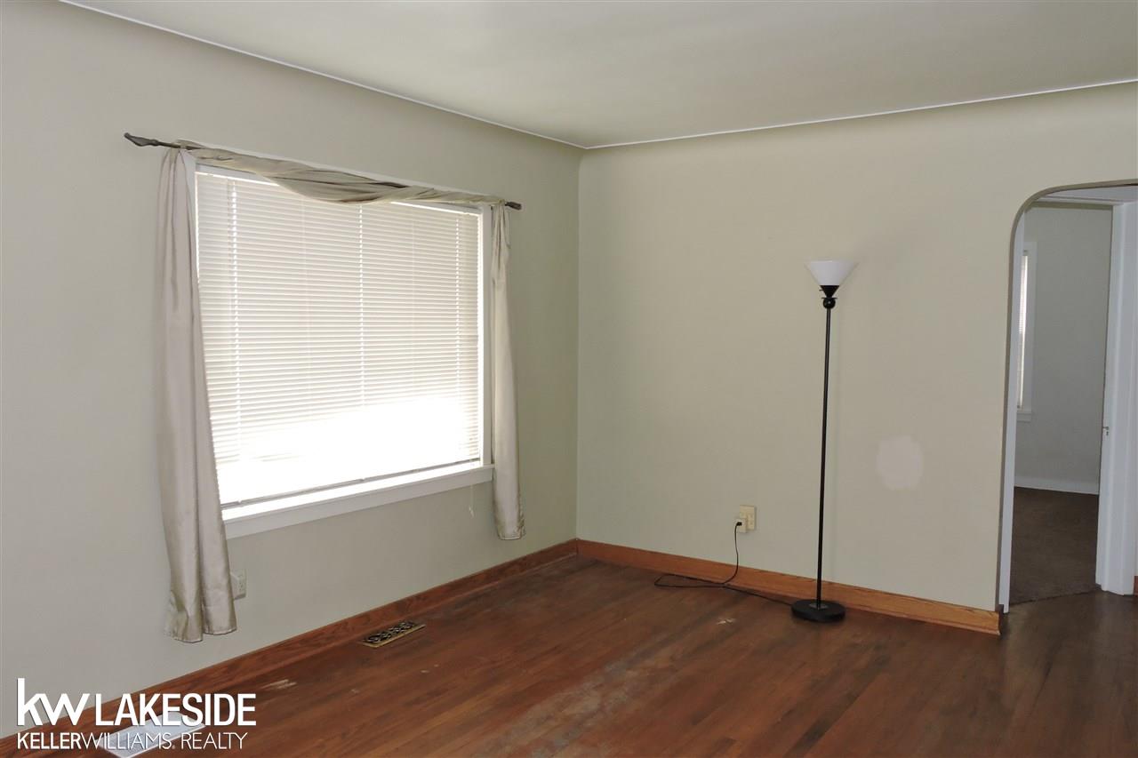 47454 Ryan Road Utica, MI 48317 - Photo 3 of 24 Gallery Image 3