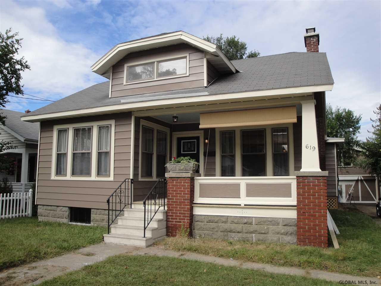 619 Curry Road Rotterdam, NY 12306 - Photo 1 of 16 Photo 1