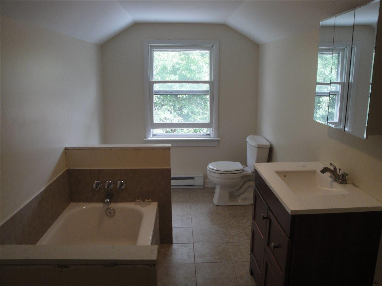 619 Curry Road Rotterdam, NY 12306 - Photo 12 of 16 Photo 12