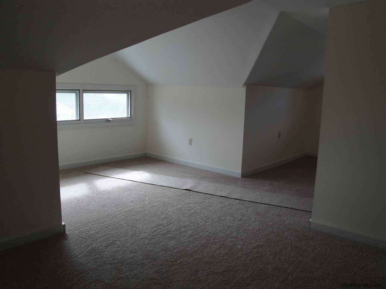 619 Curry Road Rotterdam, NY 12306 - Photo 14 of 16 Photo 14