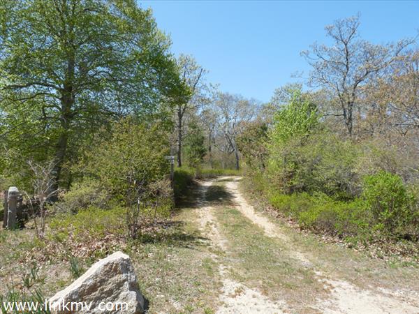 66 Capawock Road West Tisbury, MA 02568 - Photo 1 of 4 http://d1qzqeyxiitrap.cloudfront.net/photos/28528/600/5b0719df.jpg