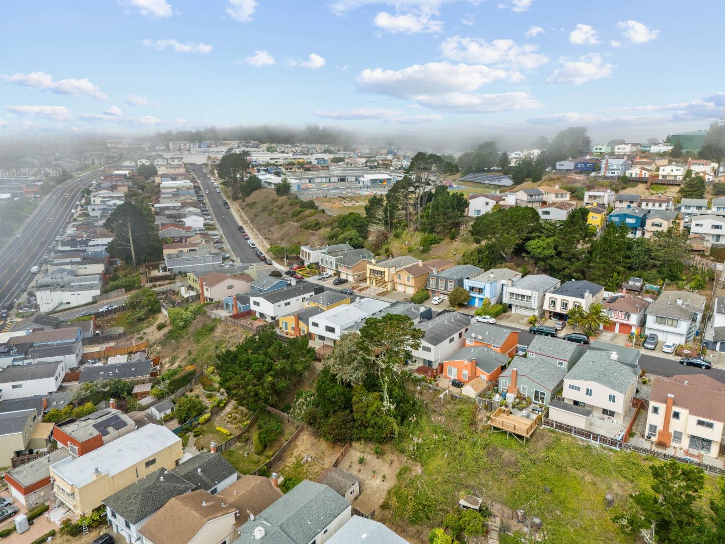 289 Dennis Drive Daly City, CA 94015 - Photo 44 of 45 a view of a city
