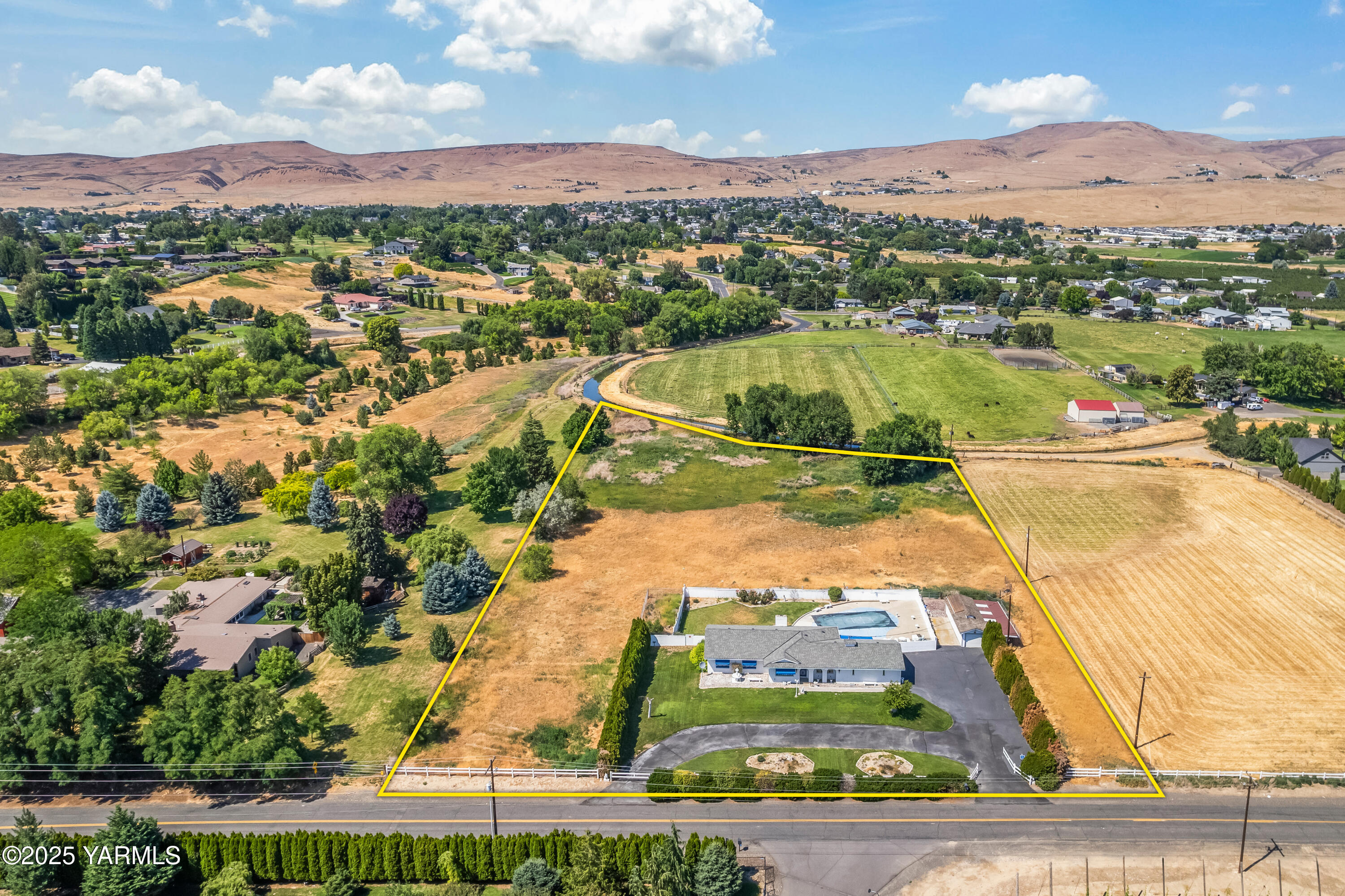 5503 Norman Road Yakima, WA 98901 - Photo 29 of 35 a view of a city