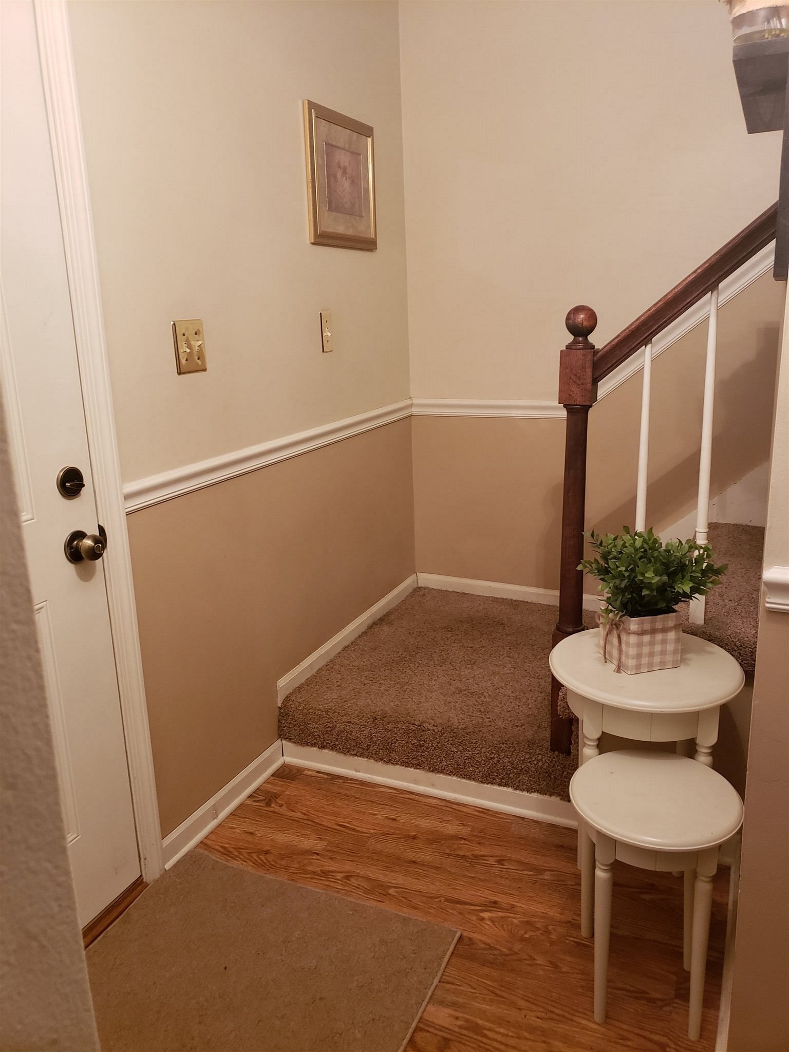 9008 Mariners Ridge Drive Fort Wayne, IN 46819 - Photo 3 of 23