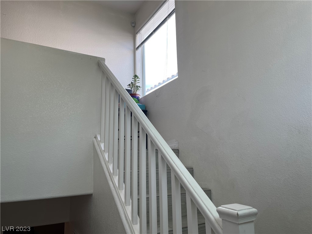 7315 Larix Road Las Vegas, NV 89113 - Photo 11 of 24