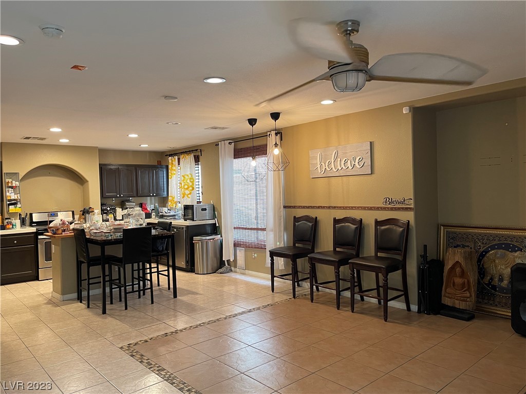 7315 Larix Road Las Vegas, NV 89113 - Photo 4 of 24