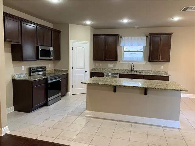 $259,900 | 20203 Clemson Way, Ponchatoula, LA 70454