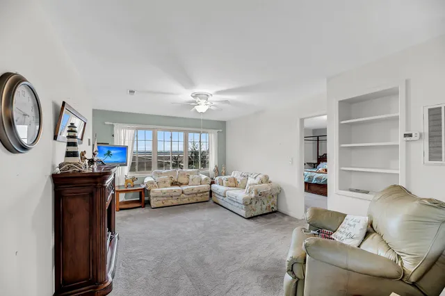 $1,649,999 | 702 East Erie Avenue, Folly Beach, SC 29439