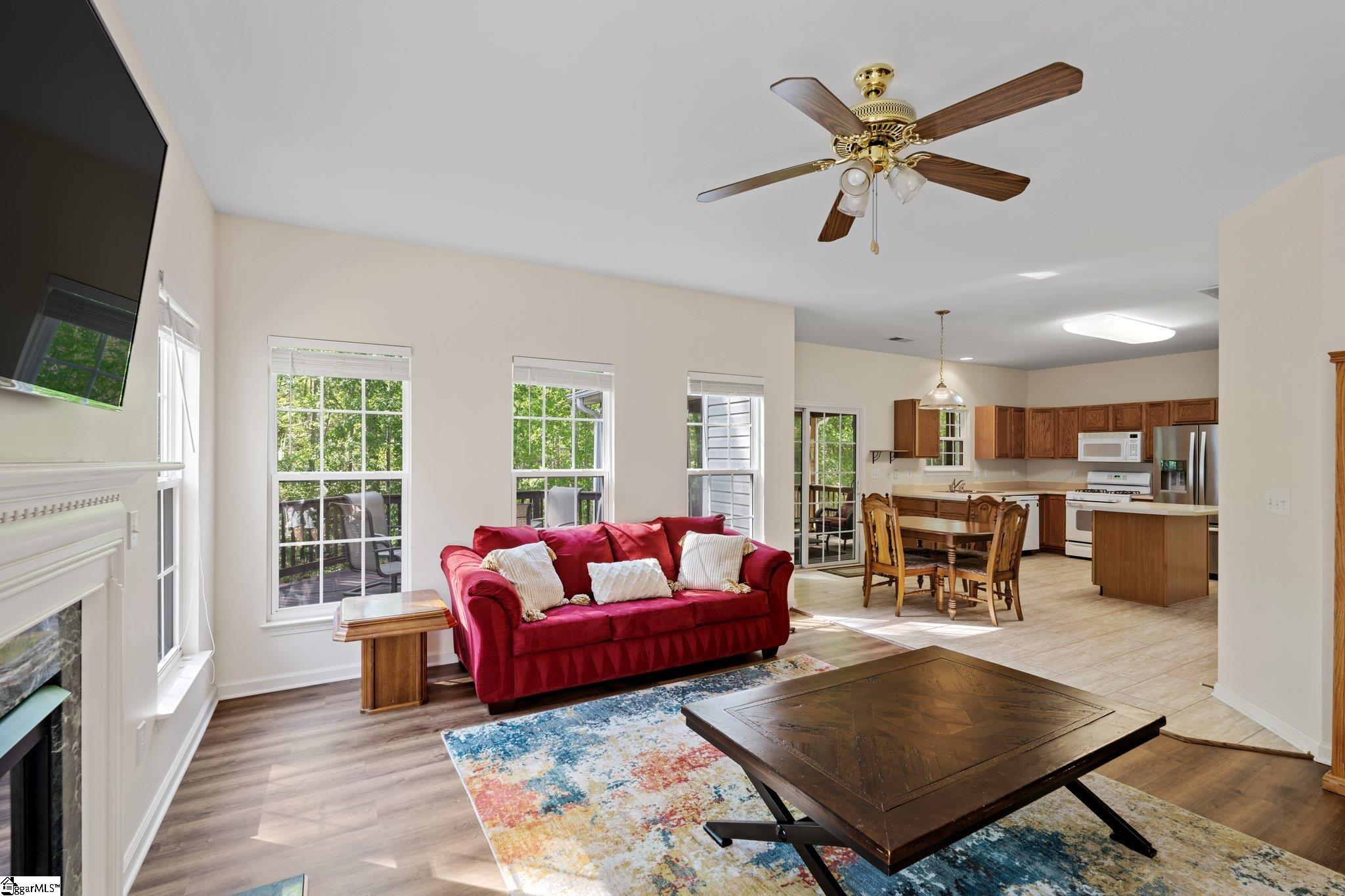 513 Scarlet Oak Drive Fountain Inn, SC 29644 - Photo 7 of 28