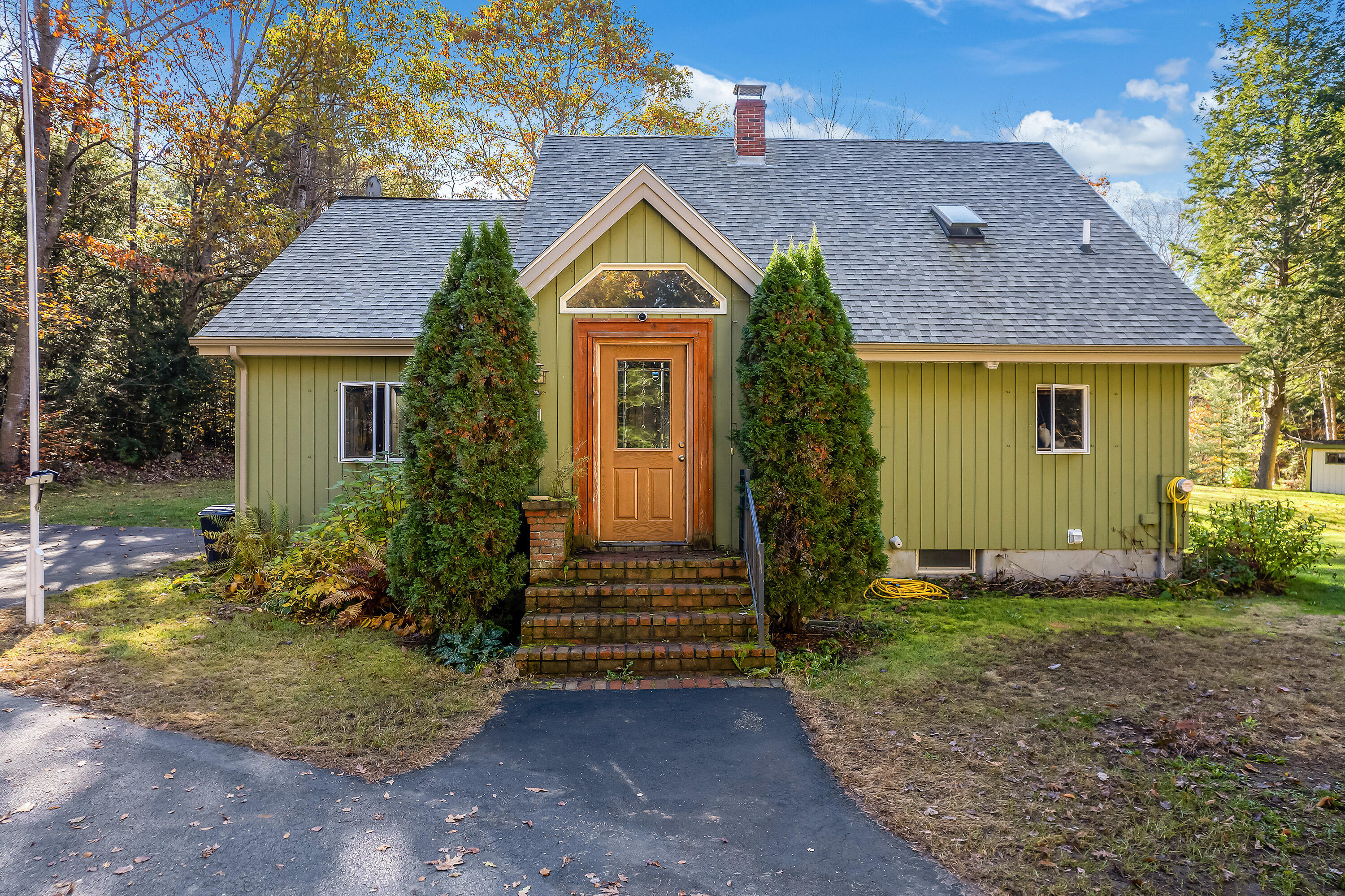 55 Bowdoinham Road Sabattus, ME 04280 - Photo 2 of 57 55 Bowdoinham Rd_106