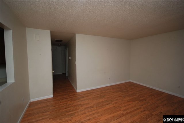 6645 Peppermint Drive Reno, NV 89506 - Photo 4 of 9 Photo 4