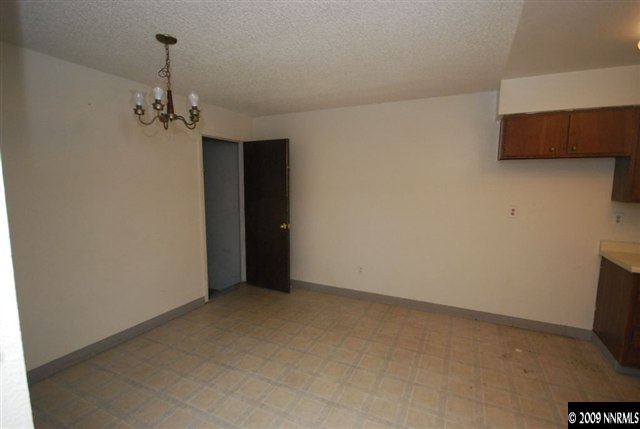 6645 Peppermint Drive Reno, NV 89506 - Photo 8 of 9 Photo 8
