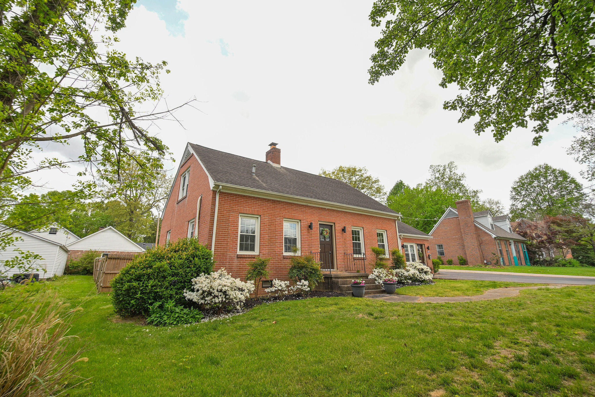 718 Backusburg Road Mayfield, KY 42066 - Photo 3 of 52 NZR_3898