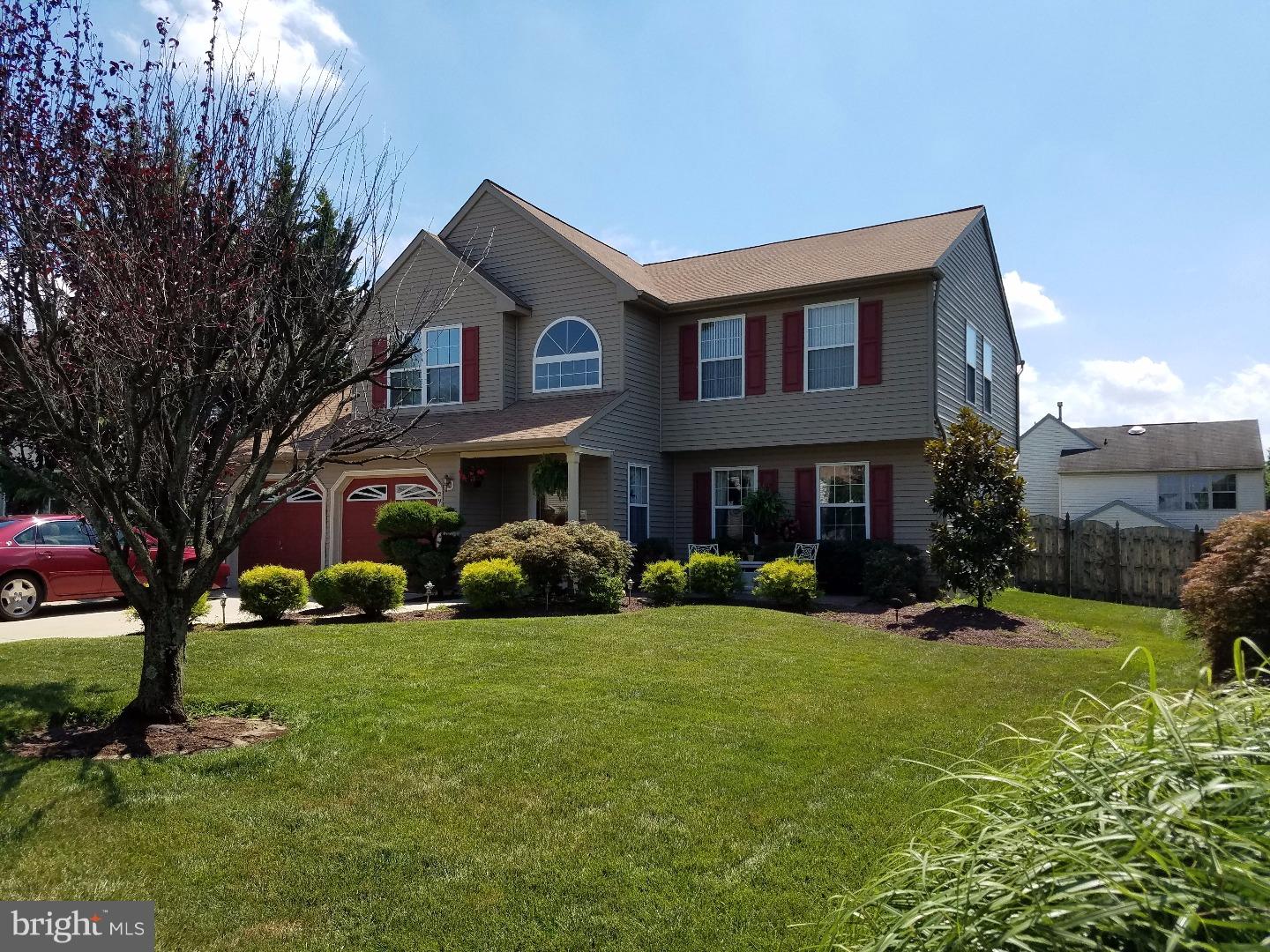 29 Teaberry Lane Riverside, NJ 08075 - Photo 1 of 25 Exterior Front
