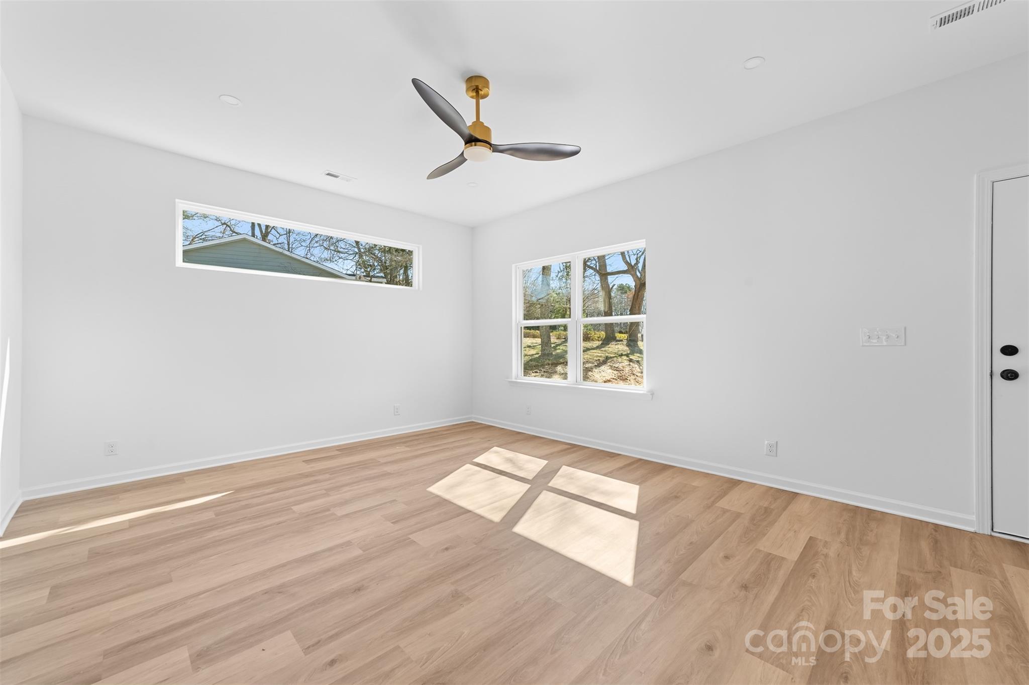 1097 Georgetown Road Lincolnton, NC 28092 - Photo 11 of 38 Gallery Image 11