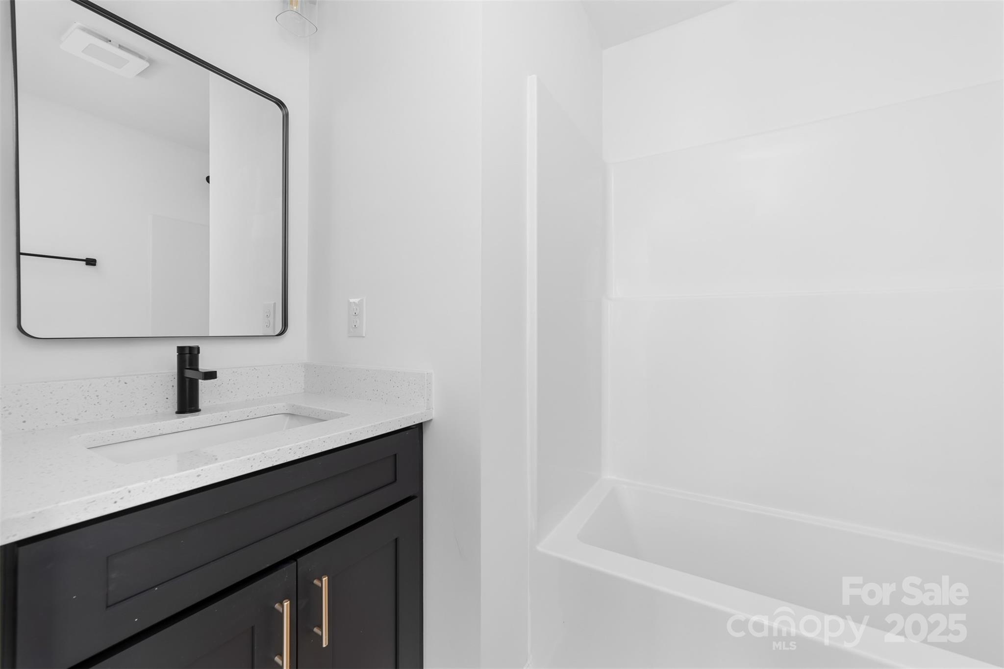 1097 Georgetown Road Lincolnton, NC 28092 - Photo 26 of 38 Gallery Image 26