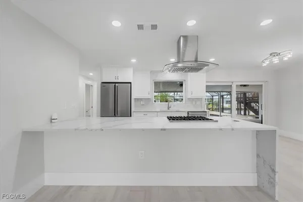 $1,679,000 | 22 Palmview Boulevard, Fort Myers Beach, FL 33931