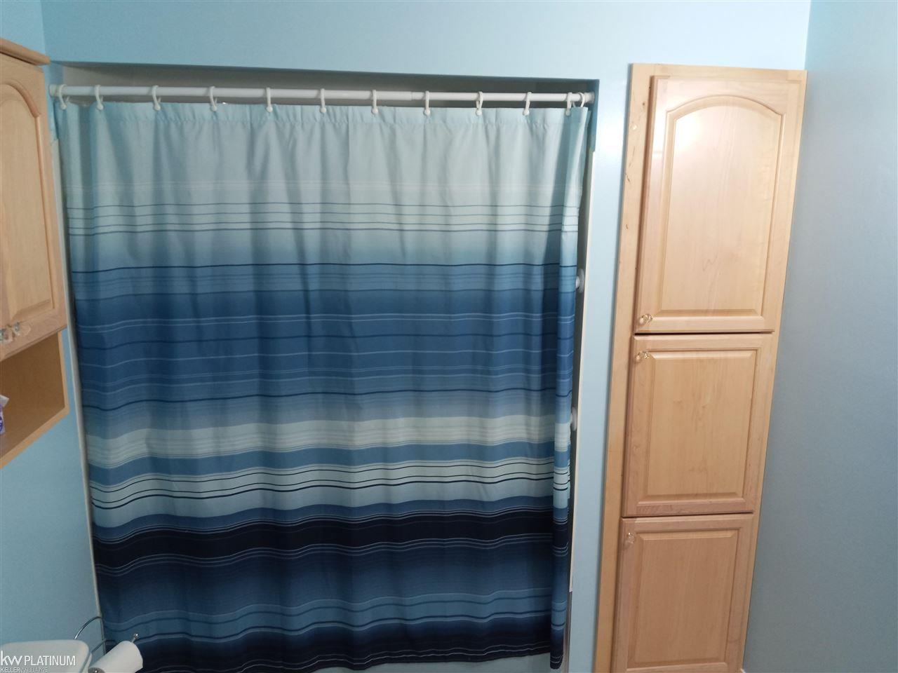 9080 Rynn Road Avoca, MI 48006 - Photo 34 of 48 50047109-33.JPG