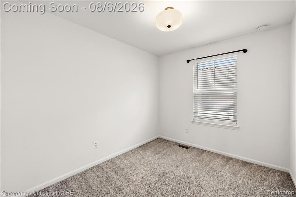 2500 Normandy Road, Unit 38 Royal Oak, MI 48073 - Photo 30 of 55 Gallery Image 30