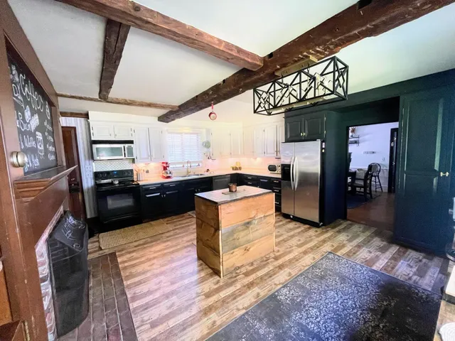 $399,995 | 103 Highway 119, Fitzwilliam, NH 03447