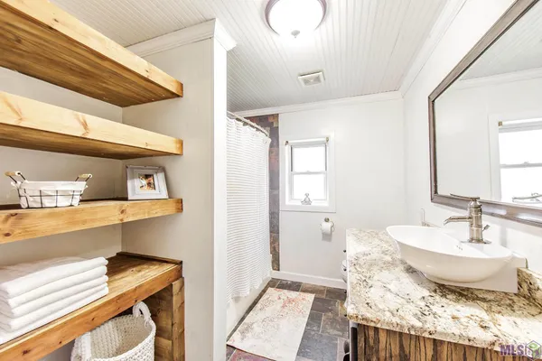 $3,600 | 105 General Lee Street, Houma, LA 70360