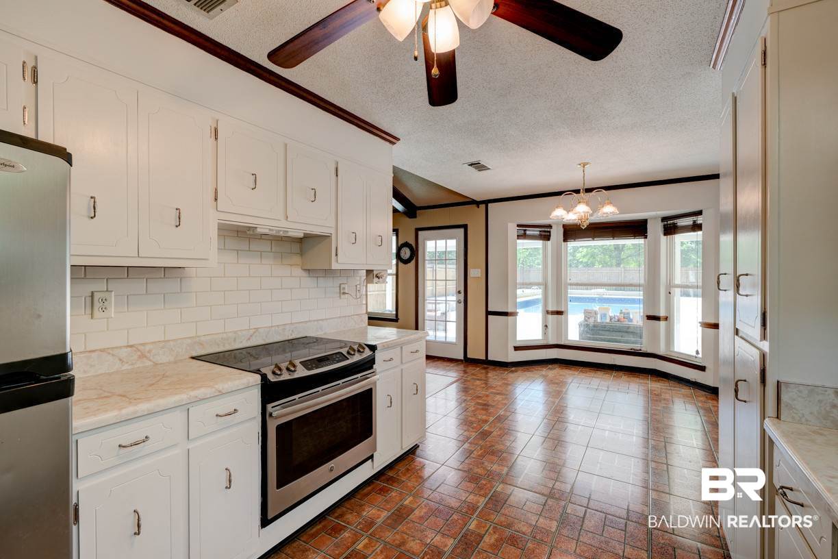 9763 Sunview Drive Semmes, AL 36575 - Photo 8 of 26
