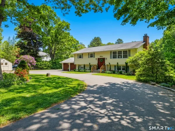 $624,900 | 190 Cow Hill Road, Clinton, CT 06413
