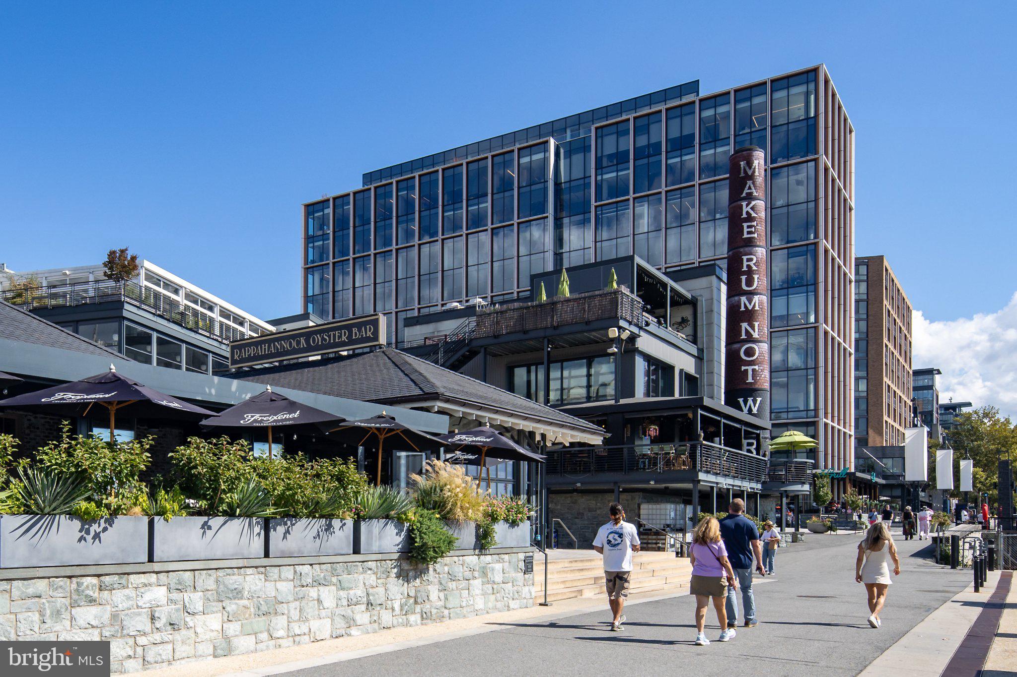 525 Southwest Water Street Southwest, Unit 404 Washington, DC 20024 - Photo 79 of 82 a view of a building with sitting area