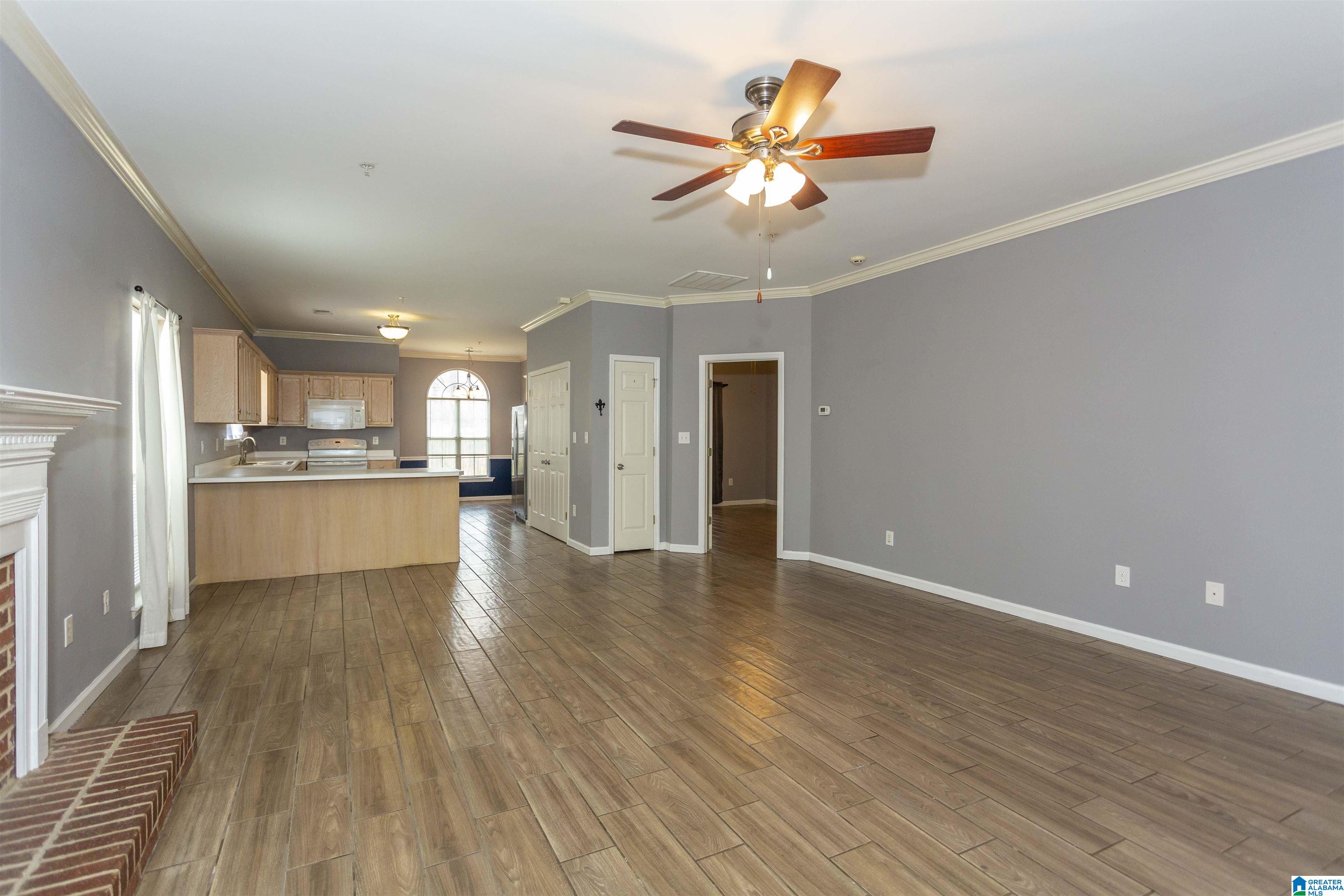 125 Timberleaf Circle Alabaster, AL 35007 - Photo 10 of 26