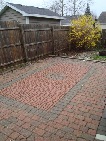 151 Heathgate Road Montgomery, IL 60538 - Photo 10 of 23 a view of a backyard