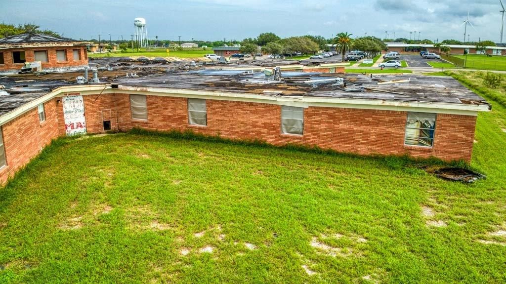 1201 Gregory Street Taft, TX 78390 - Photo 3 of 5 a view of an ocean and city