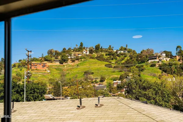 a view of a basketball court