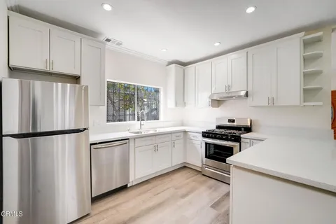 $3,995 | 2648 Arvia Street, Los Angeles, CA 90065