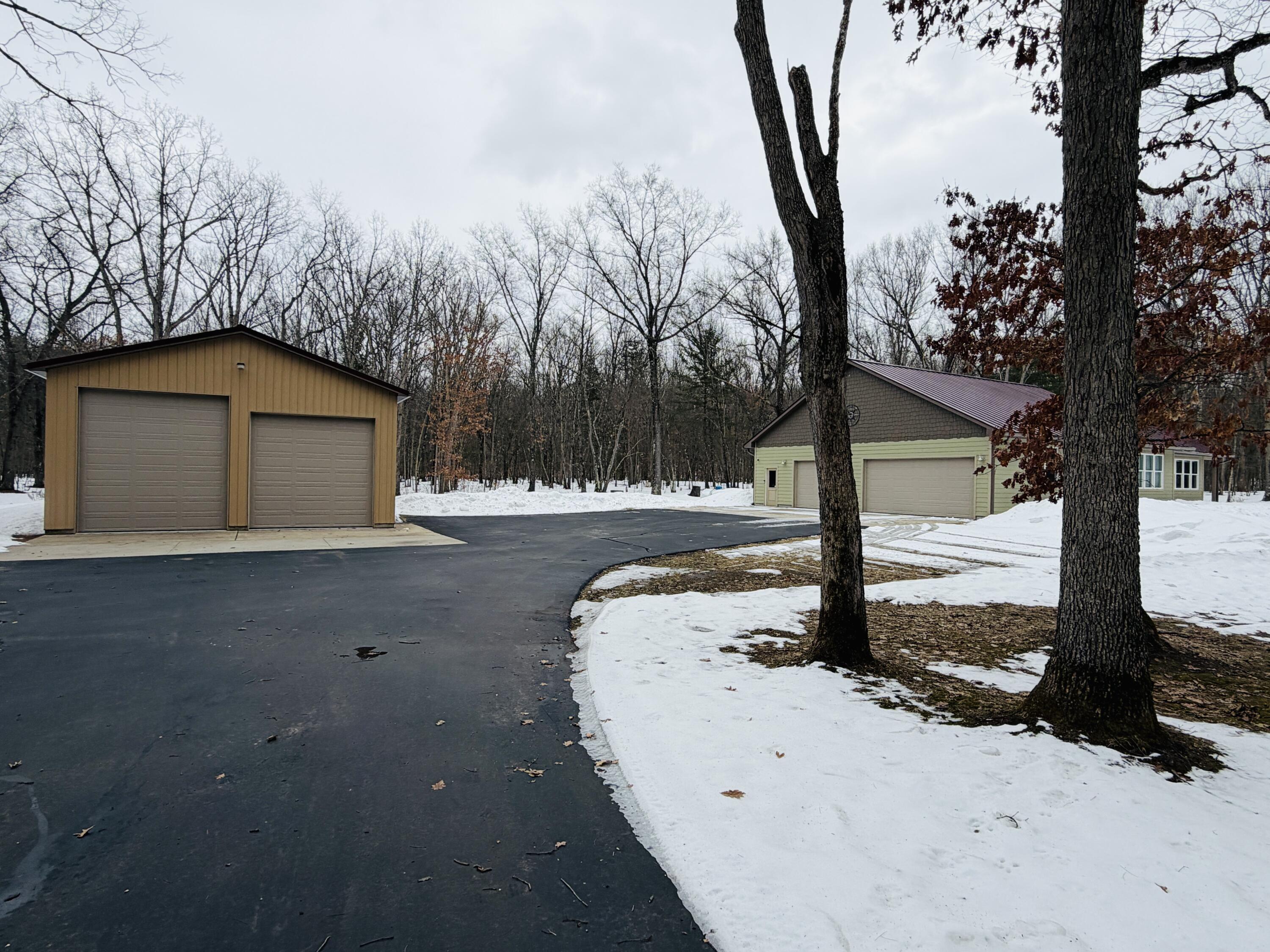 6474 South Taylor Road Branch, MI 49402 - Photo 6 of 62 IMG_2424