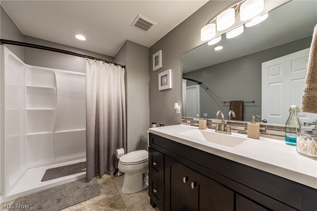 358 Clarmont Road Willowick, OH 44095 - Photo 19 of 34 Gallery Image 19