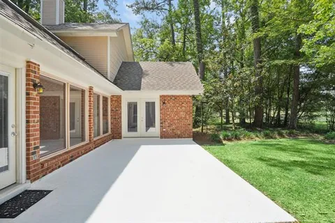 $643,500 | 208 Evangeline Drive, Mandeville, LA 70471