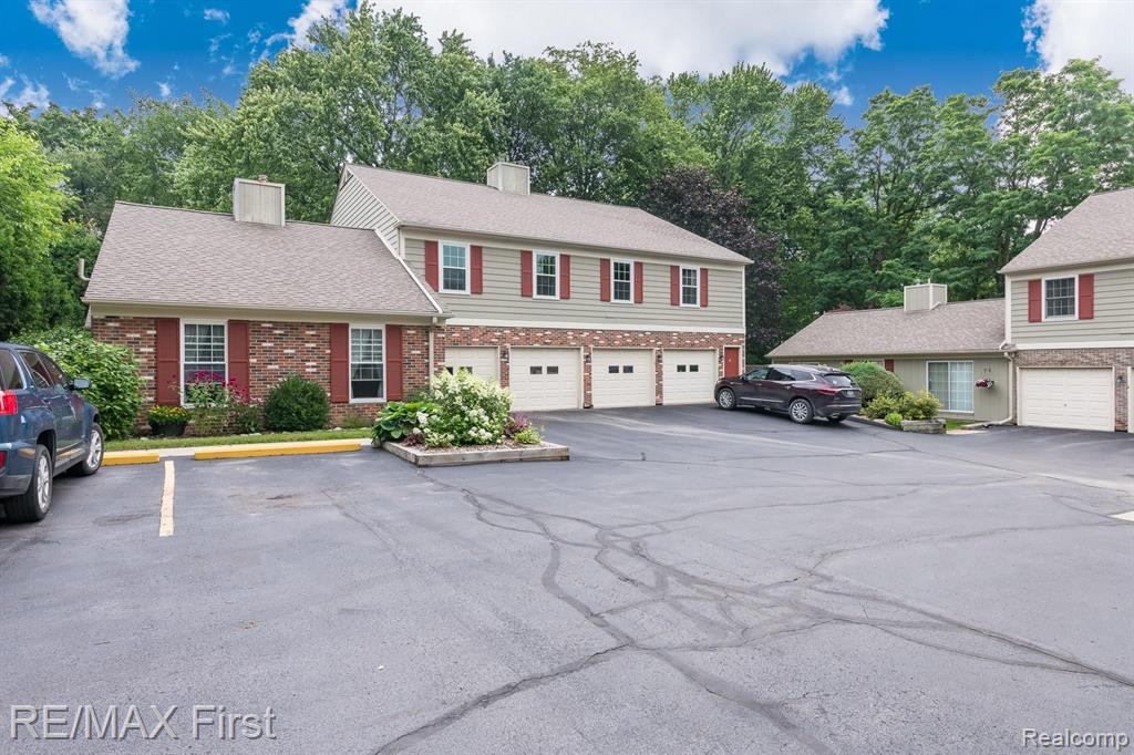 360 Minot Street Romeo, MI 48065 - Photo 2 of 20