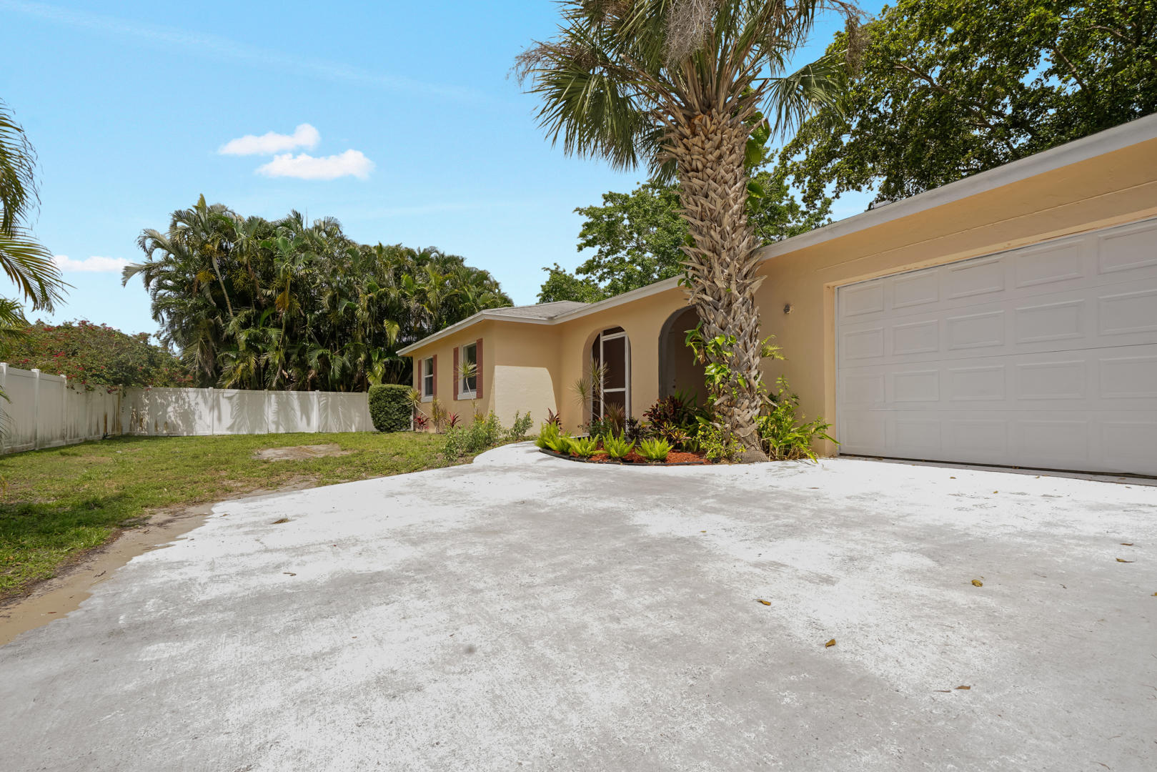 78 Springdale Road Lake Worth, FL 33467 - Photo 20 of 20 Front 1