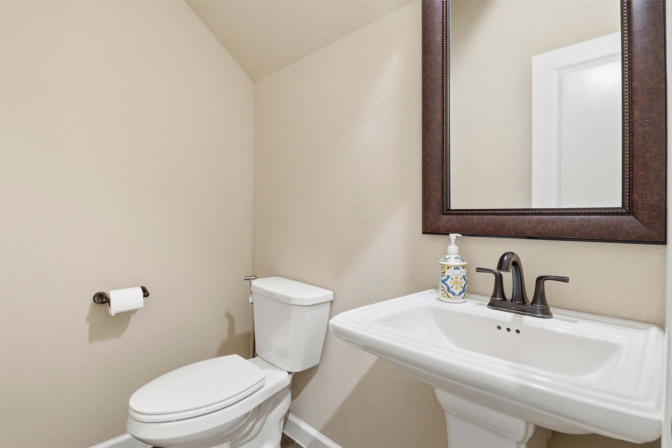 26202 Rustic Ranch Lane Katy, TX 77494 - Photo 21 of 50 Downstairs half bath for guests.