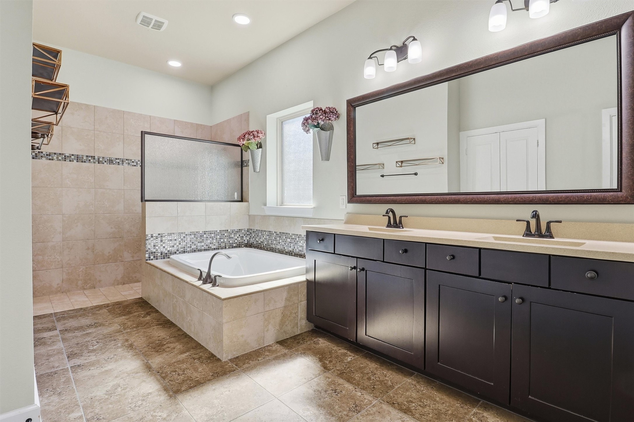 26202 Rustic Ranch Lane Katy, TX 77494 - Photo 26 of 50 Beautiful primary bathroom.