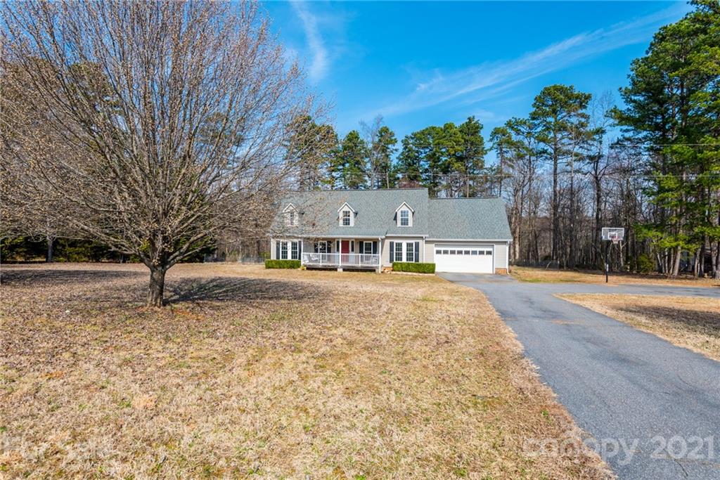 4020 Herman Sipe Road Conover, NC 28613 - Photo 2 of 41 Gallery Image 2