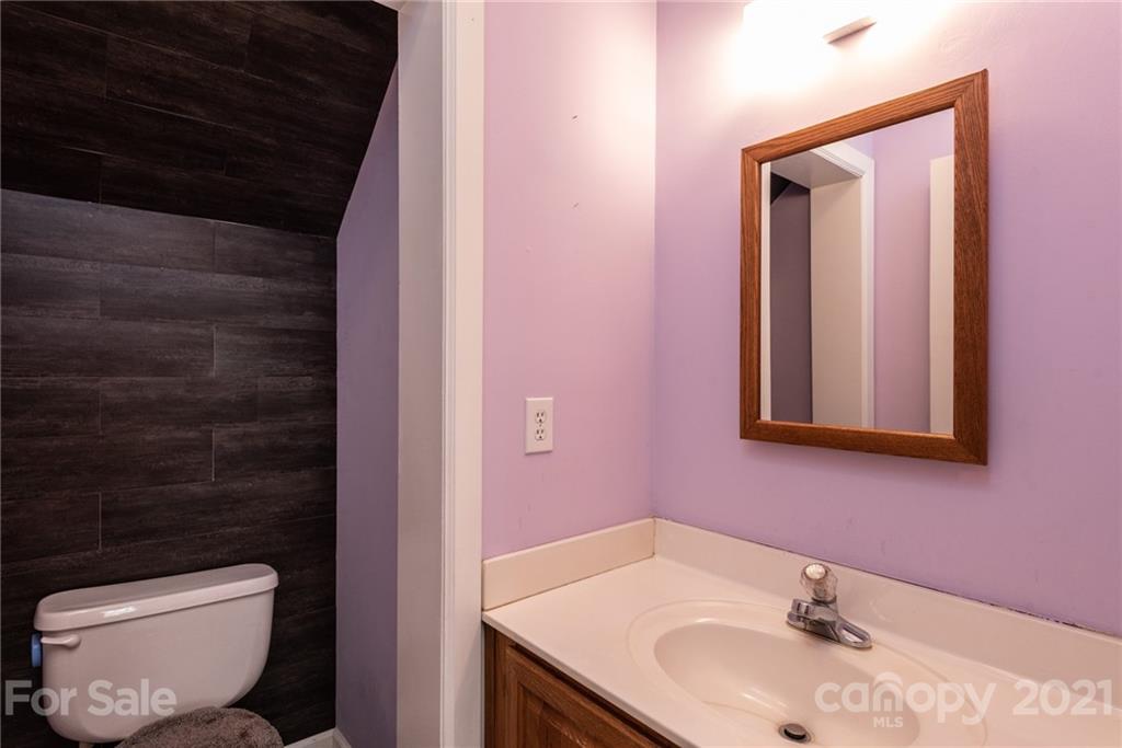 4020 Herman Sipe Road Conover, NC 28613 - Photo 24 of 41 Gallery Image 24