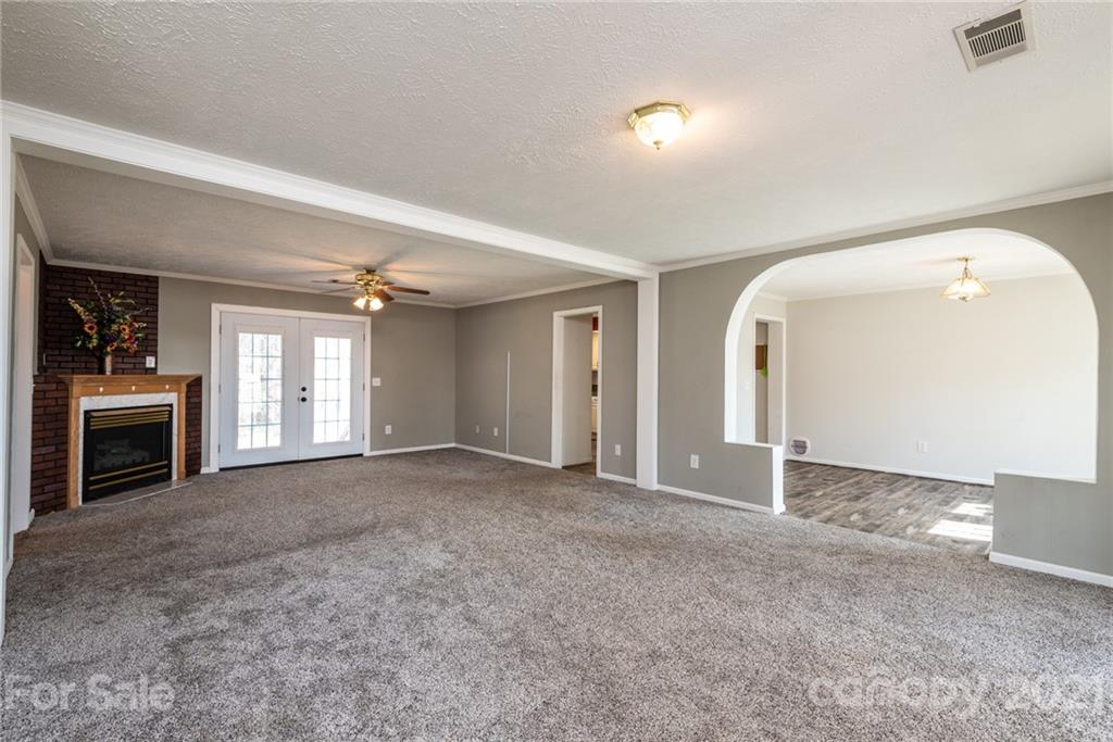 4020 Herman Sipe Road Conover, NC 28613 - Photo 8 of 41 Gallery Image 8