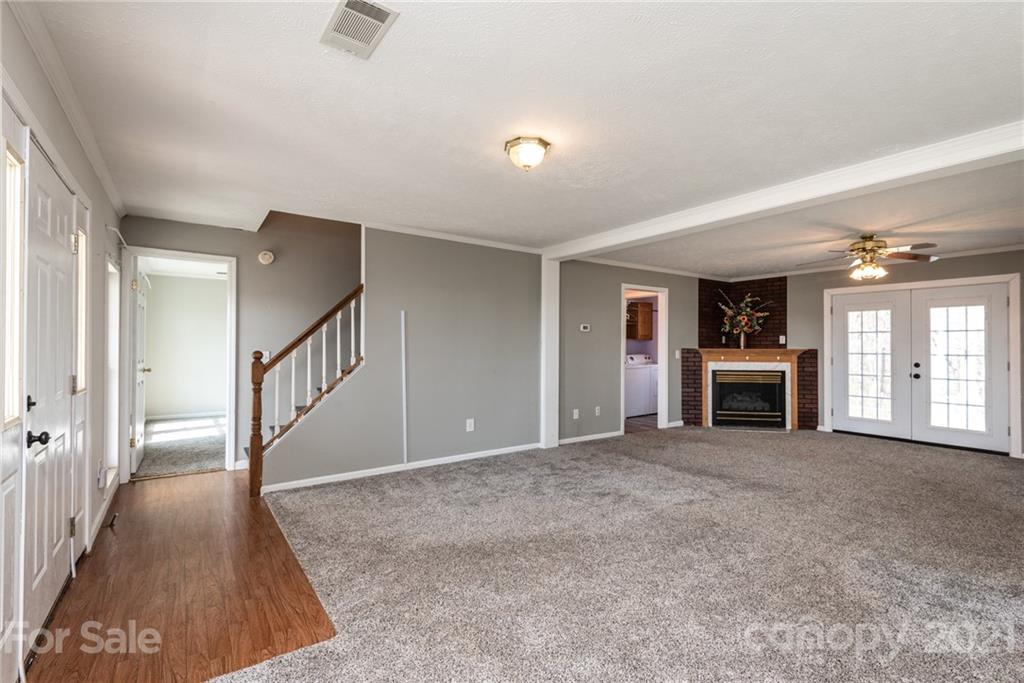 4020 Herman Sipe Road Conover, NC 28613 - Photo 9 of 41 Gallery Image 9